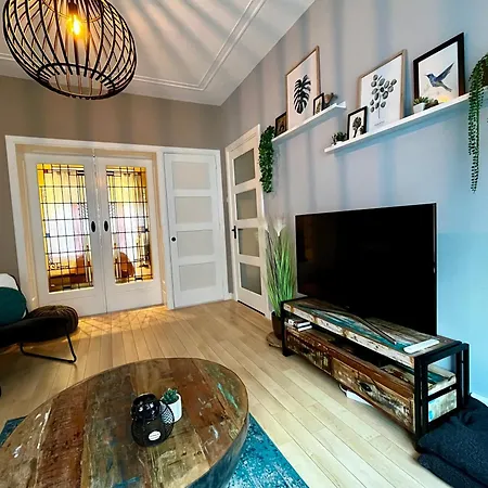 Stijlvolle Benedenwoning Singel アパート ドルドレヒト