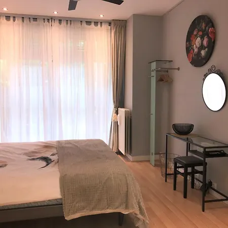 Stijlvolle Benedenwoning Singel