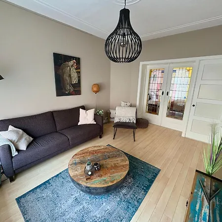 Stijlvolle Benedenwoning Singel Dordrecht