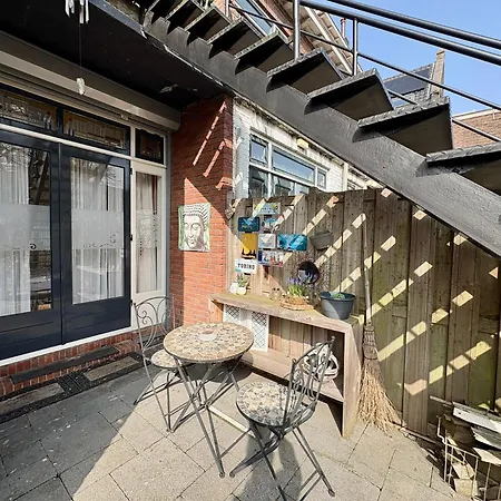 Διαμέρισμα Sfeervol Appartement Met Tuin Bij Centrum & Station
