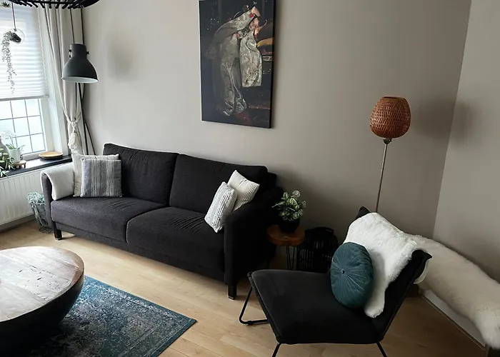 Stijlvolle Benedenwoning Singel Dordrecht