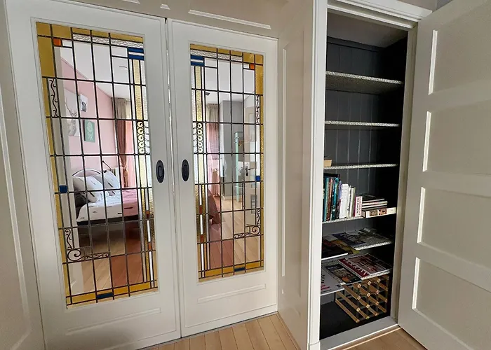 Stijlvolle Benedenwoning Singel *