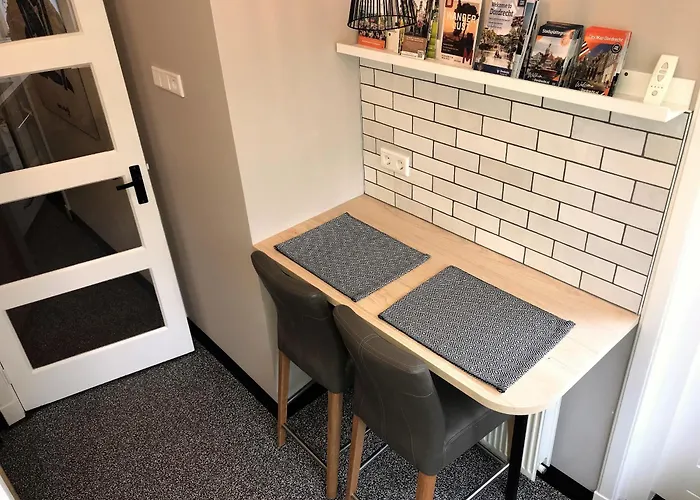 Stijlvolle Benedenwoning Singel